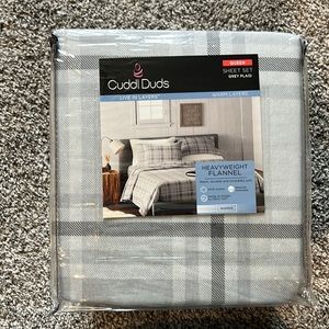 Cuddl Duds flannel sheet set queen grey plaid